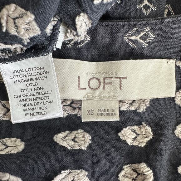 Ann Taylor Loft Embroidered Button Down Shirt XS Collarless Gray Cream Boho EUC - Picture 8 of 9